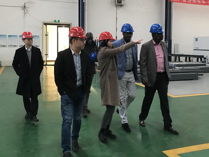 Nigerian customer visit the factory2